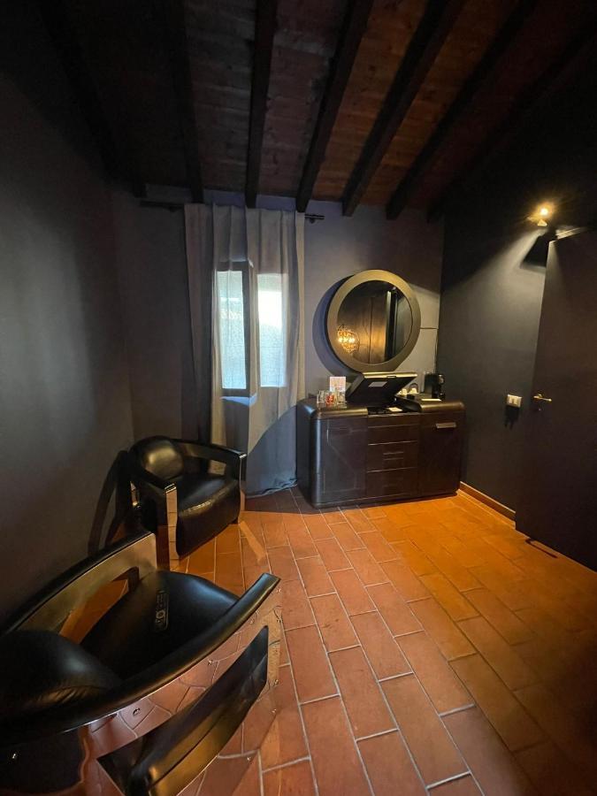 Excel Hotel Naviglio - Ca'Bianca Milaan Buitenkant foto